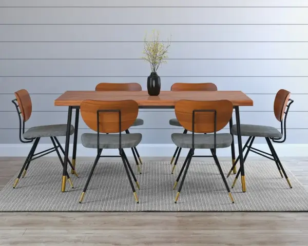 Comedor moderno con mesa de madera y seis sillas grises. La altura de una mesa es perfecta para compartir una comida.